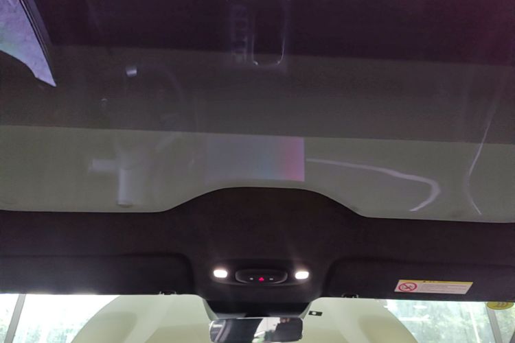 MI SU7 2024 car image #18
