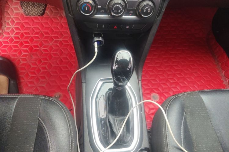 Chery Tiggo 3x 2018 car image #18