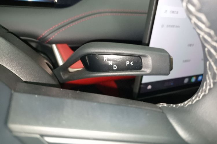 MI SU7 2025 car image #14