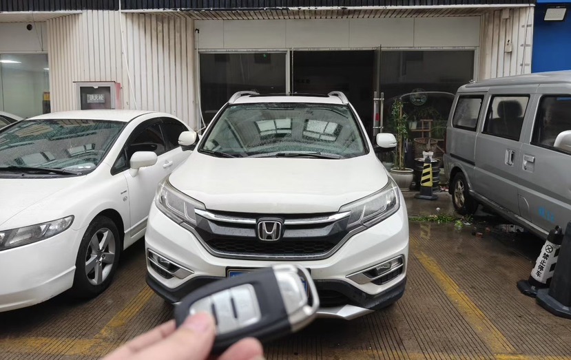 Honda CR-V 2017 #2 Honda CR-V 2017 car image #2