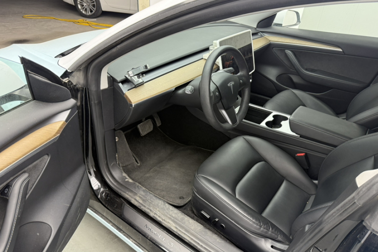 Tesla Model 3 2021 #11 Tesla Model 3 2021 car image #11