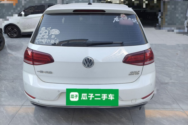 Volkswagen Golf 2020 car image #6