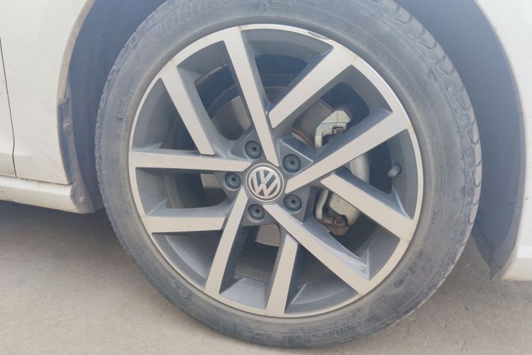 Volkswagen Golf 2020 #6 Volkswagen Golf 2020 car image #6