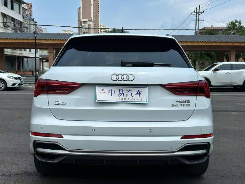 Audi Q3 2019 #8 Audi Q3 2019 car image #8