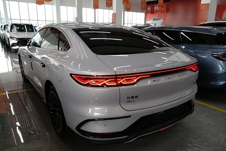 BYD Han 2024 car image #7