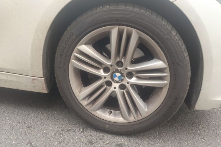 BMW 3 Series 2016 #6 BMW 3 Series 2016 car image #6