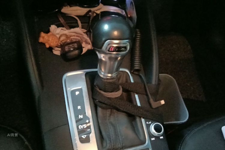 Audi A3 2019 car image #16