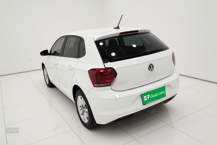 Volkswagen Polo 2022 car image #5