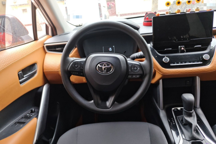 Toyota Corolla Cross 2025 car image #15