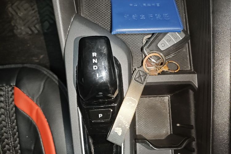 GEELY Binray 2023 immagine di auto #18
