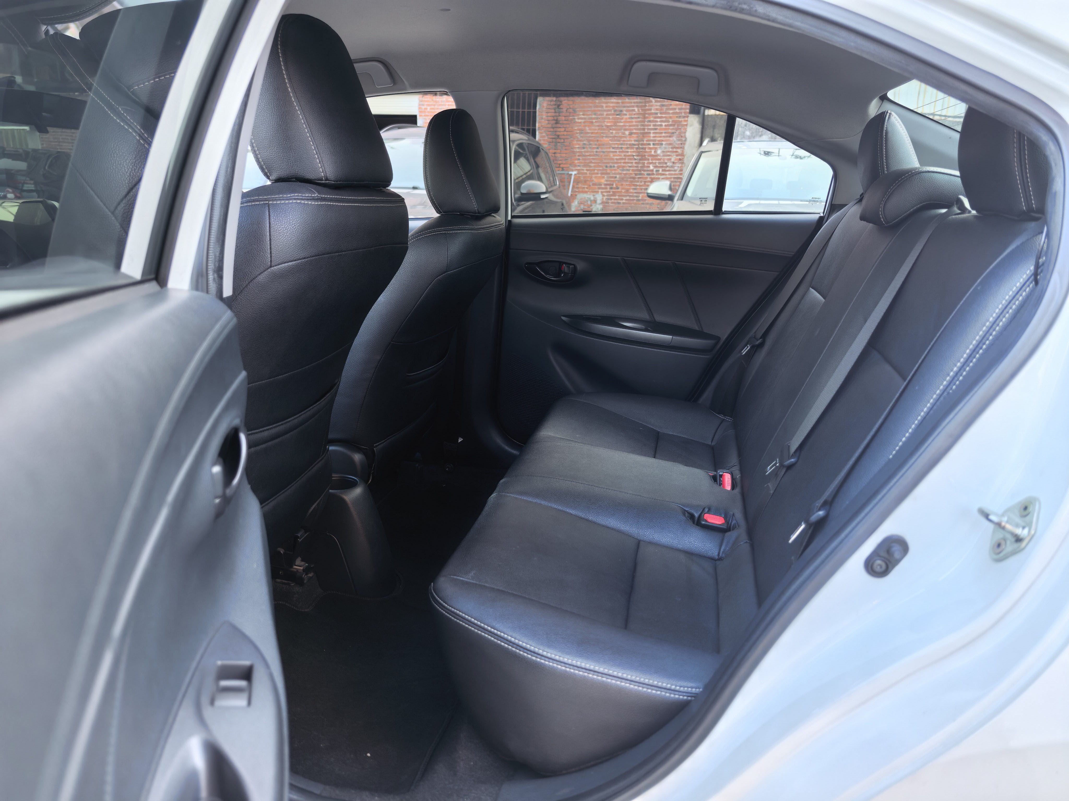 Toyota Vios 2019 imagen de coche #10