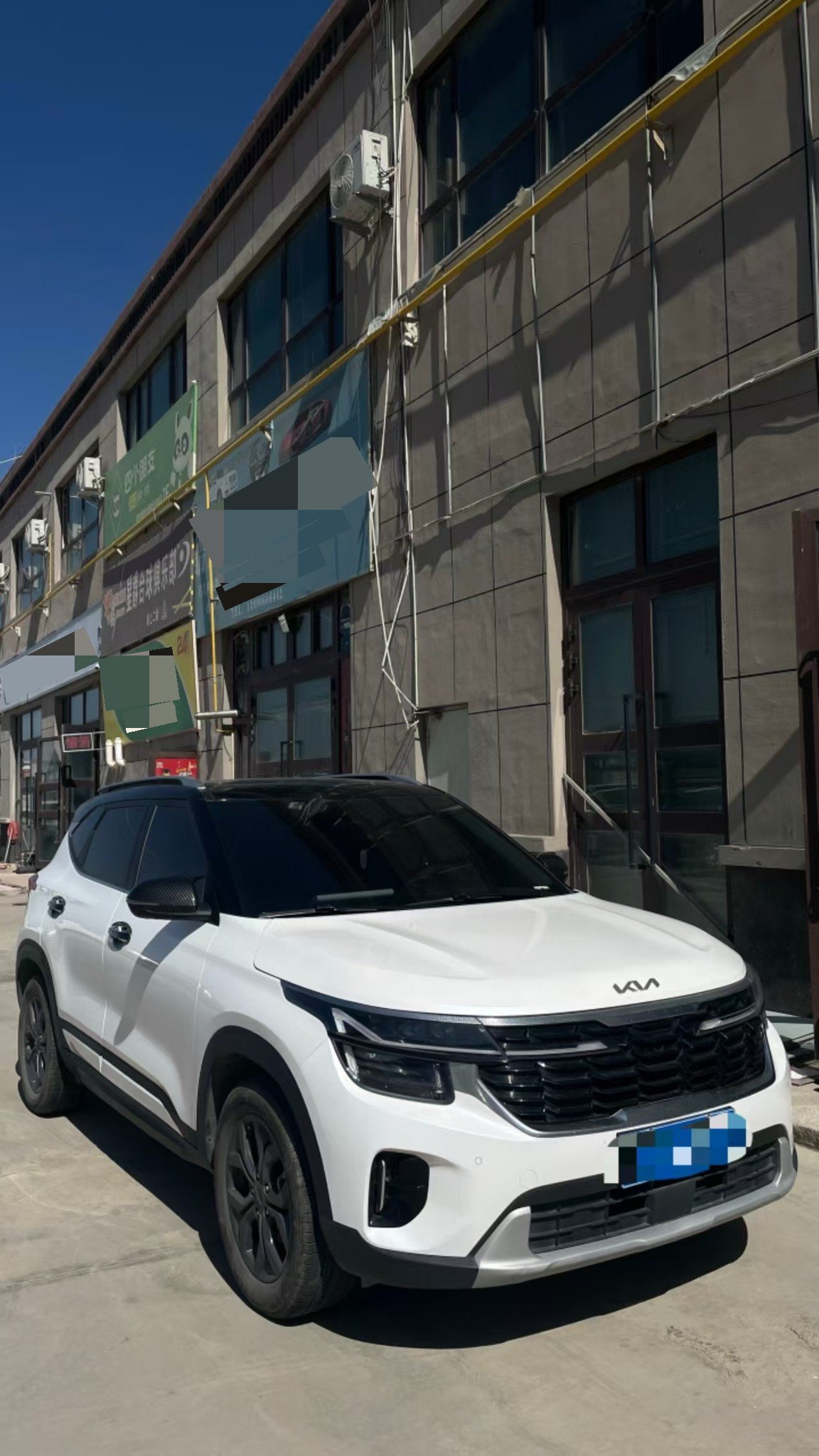 Kia Seltos 2025 immagine di auto #7