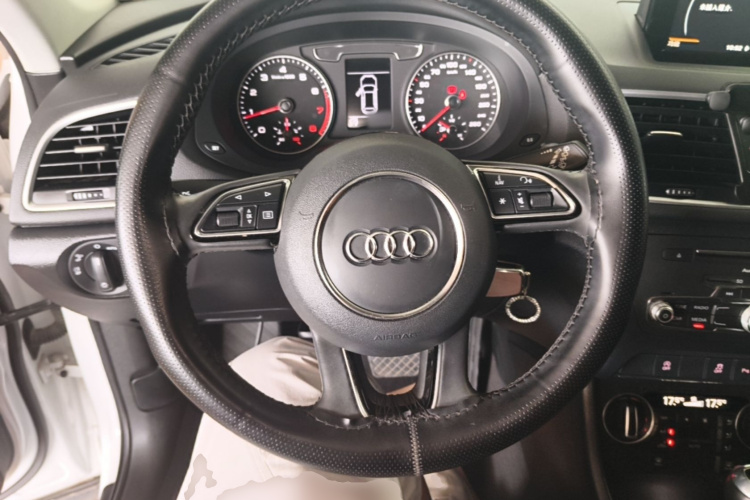 Audi Q3 2019 #15 Audi Q3 2019 immagine di auto #15