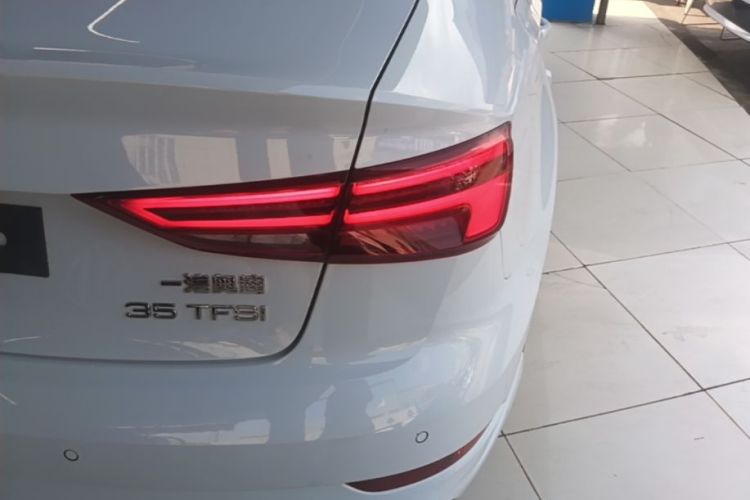 Audi A3 2020 car image #8
