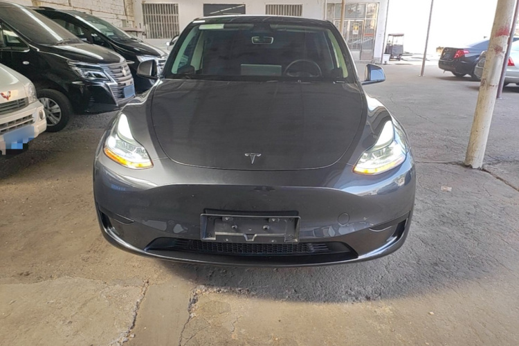 Tesla Model Y 2024 #3 Tesla Model Y 2024 car image #3