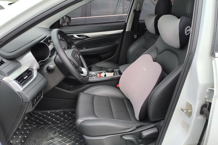 GEELY Emgrand 2020 car image #15