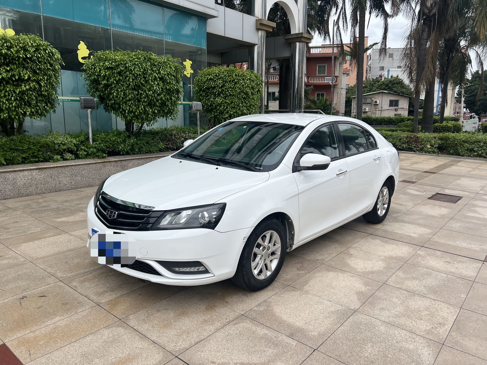 GEELY Emgrand 2016 GEELY Emgrand 2016 car image
