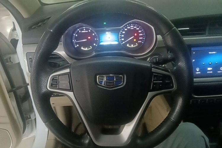 GEELY Emgrand 2017 #11 GEELY Emgrand 2017 car image #11