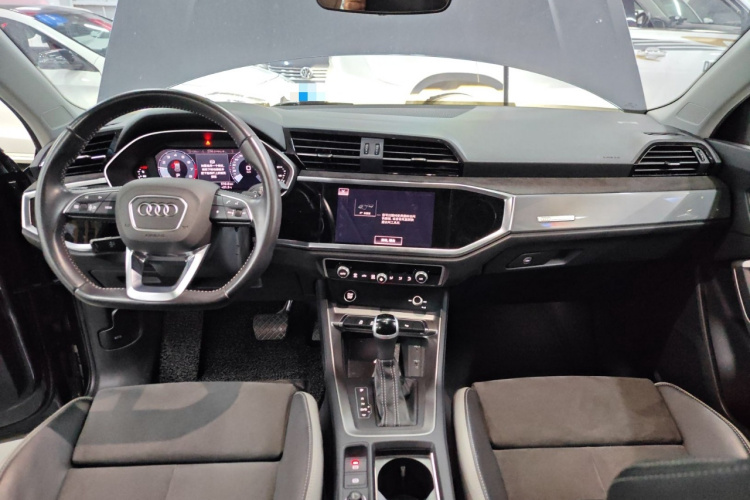 Audi Q3 2021 image de voiture #10