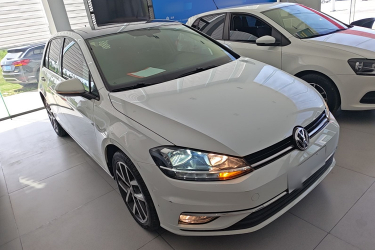 Volkswagen Golf 2020 #4 Volkswagen Golf 2020 car image #4
