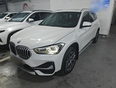 BMW X1 2020 BMW X1 2020 car image