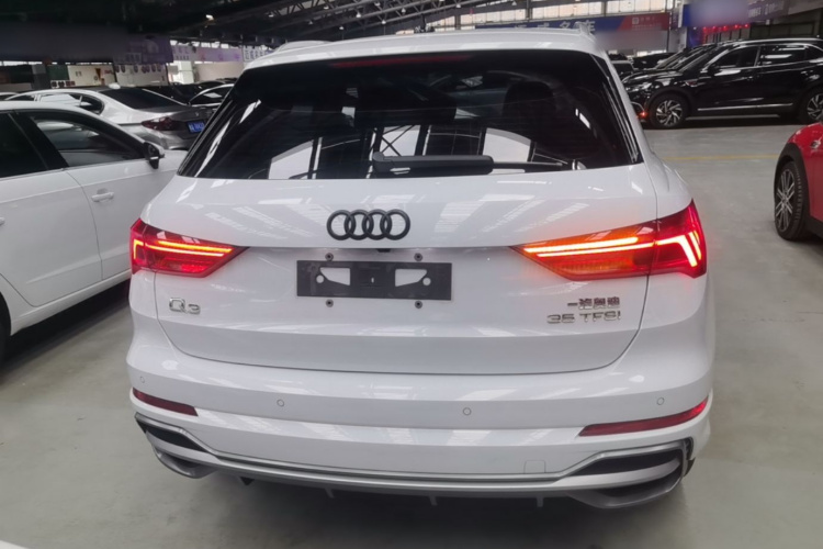 Audi Q3 2021 #6 Audi Q3 2021 car image #6