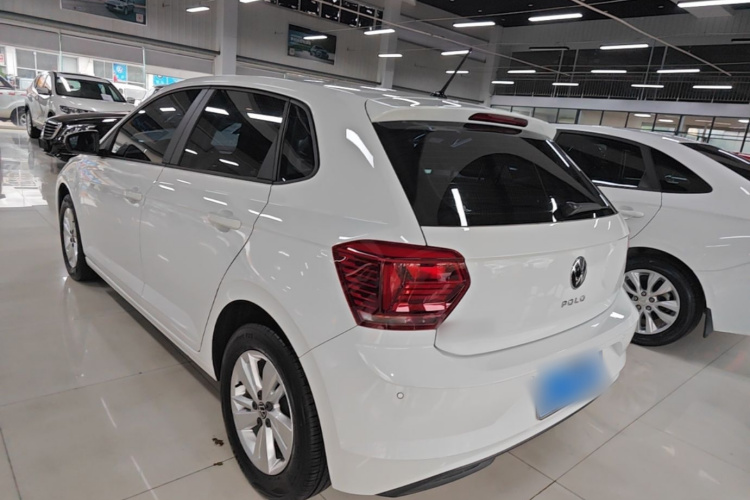 Volkswagen Polo 2024 car image #5