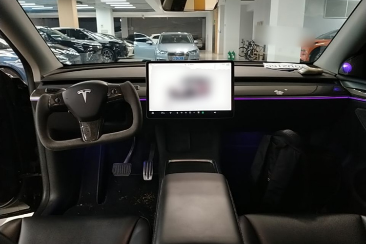 Tesla Model Y 2022 #10 Tesla Model Y 2022 car image #10