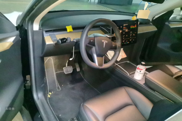 Tesla Model Y 2022 immagine di auto #11
