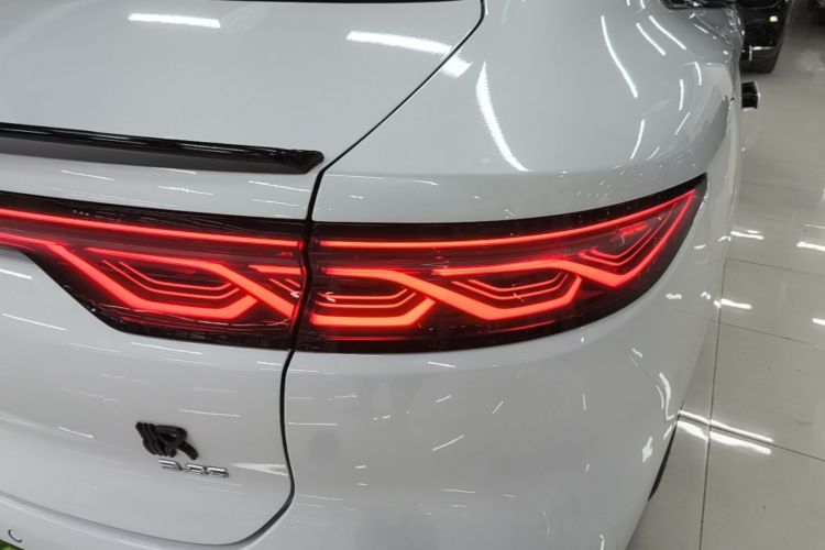 BYD Han 2023 car image #8