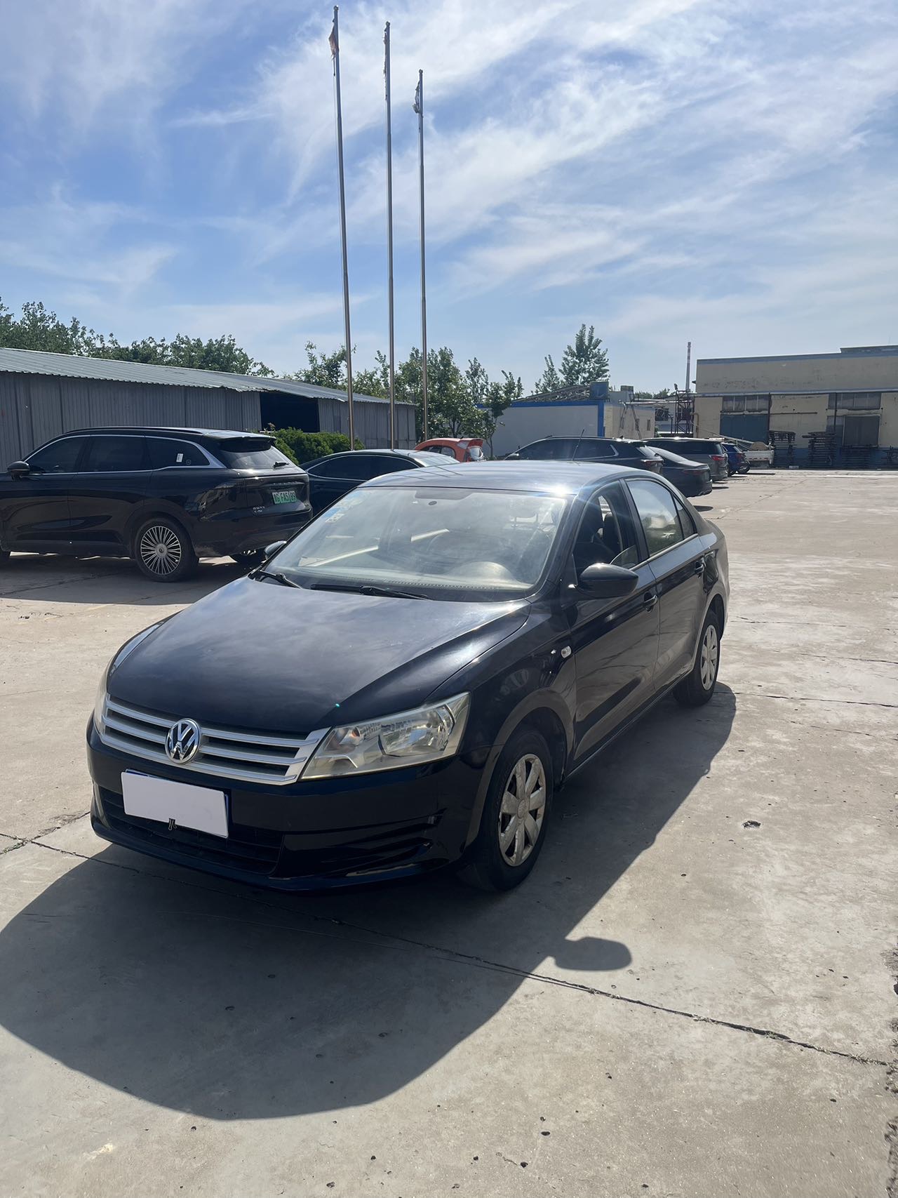 Volkswagen Santana 2013 car image 