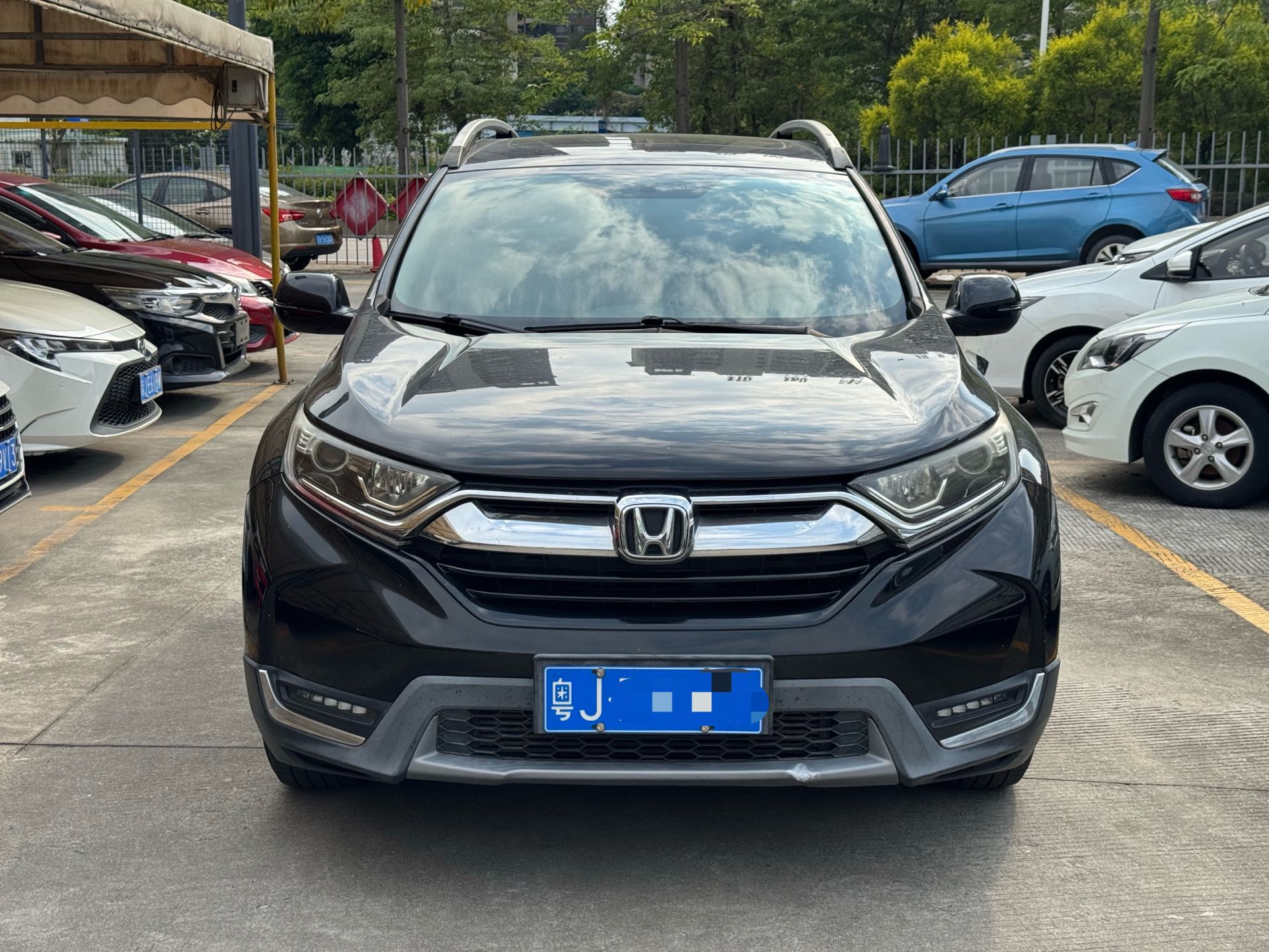 Honda CR-V 2018 car image #2