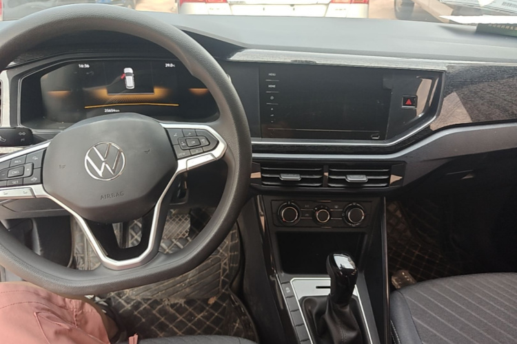 Volkswagen Lavida 2025 imagen de coche #10