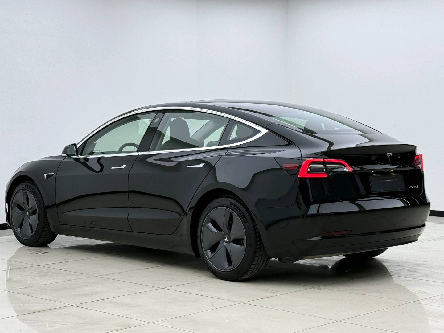 Tesla Model 3 2021 #8 Tesla Model 3 2021 car image #8