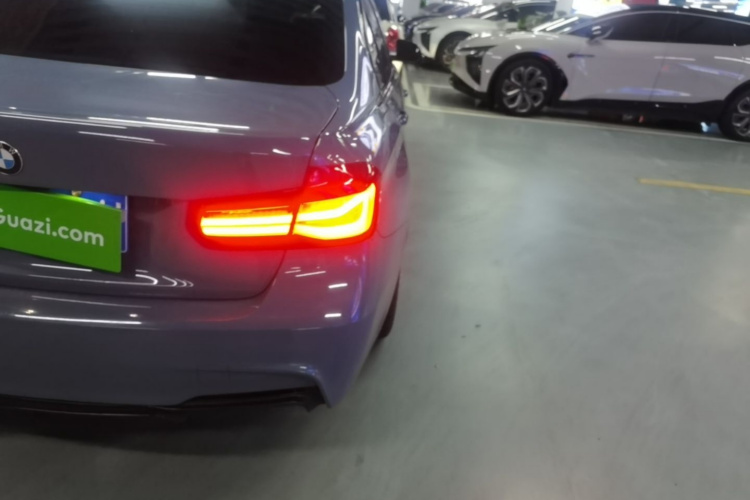 BMW 3 Series 2019 #8 BMW 3 Series 2019 car image #8