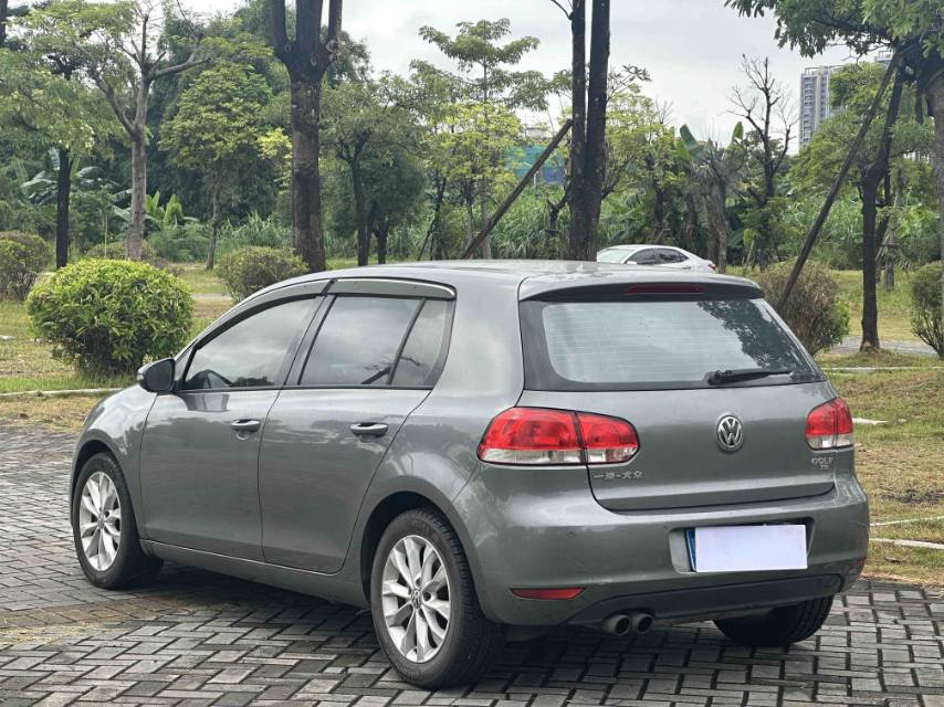 Volkswagen Golf 2011 #6 Volkswagen Golf 2011 car image #6