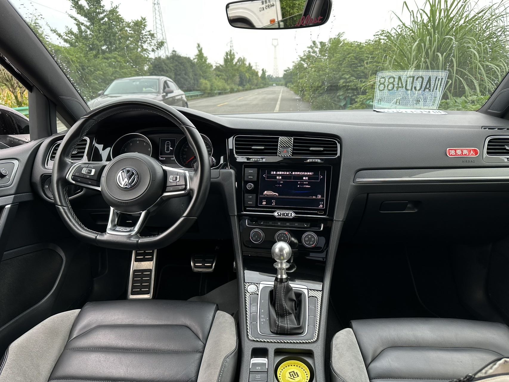 Volkswagen Golf 2019 car image #6