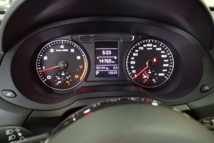 Audi Q3 2017 imagem de carro #13