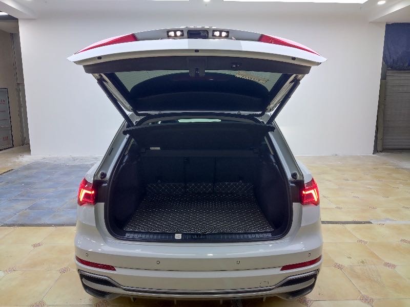 Audi Q3 2022 #13 Audi Q3 2022 car image #13