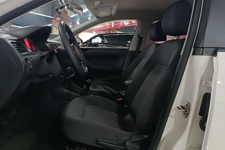 Volkswagen Santana 2019 #15 Volkswagen Santana 2019 car image #15