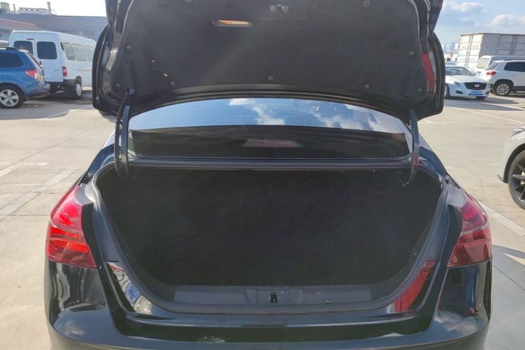 GEELY Emgrand 2018 #19 GEELY Emgrand 2018 imagen de coche #19