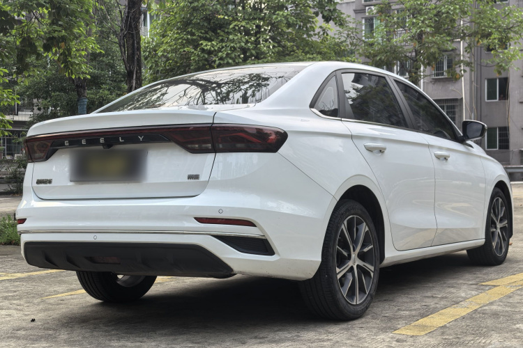GEELY Emgrand 2023 #5 GEELY Emgrand 2023 car image #5