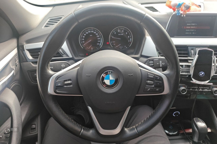 BMW X1 2019 #12 BMW X1 2019 car image #12