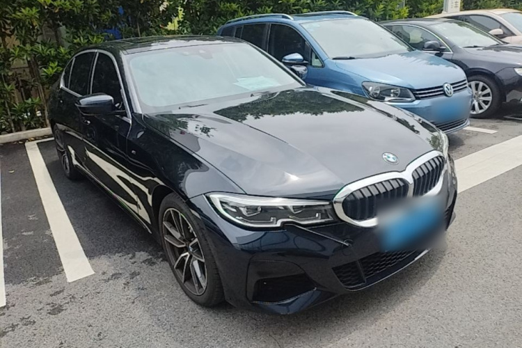 BMW 3 Series 2022 #4 BMW 3 Series 2022 car image #4