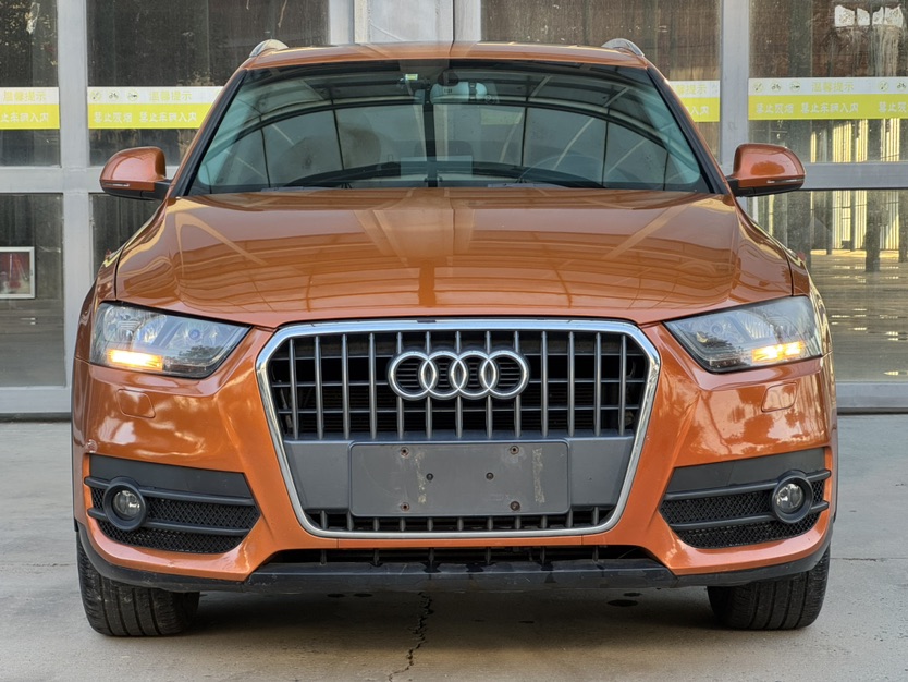 Audi Q3 2017 car image #2