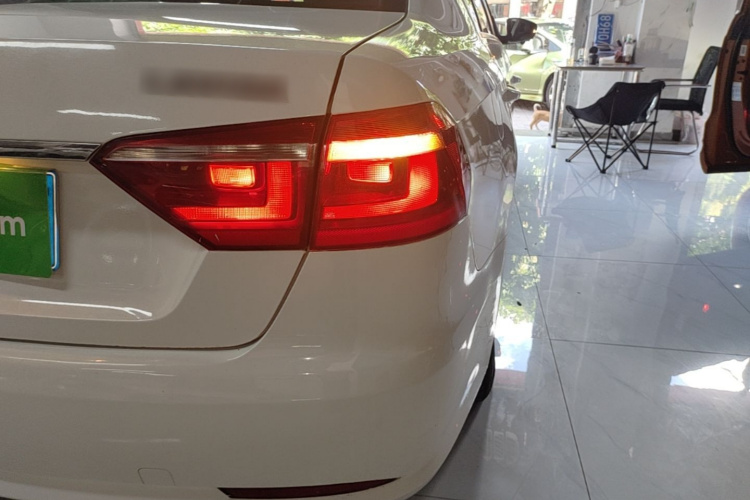 Volkswagen Lavida 2016 car image #8