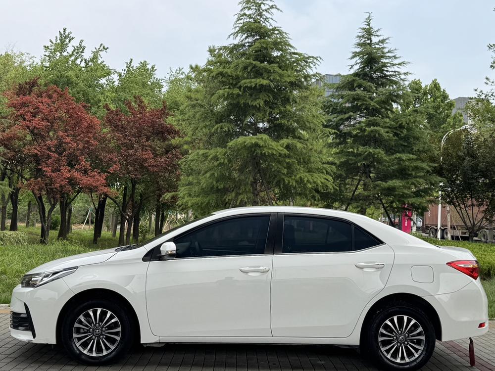 Toyota Corolla 2017 #4 Toyota Corolla 2017 car image #4