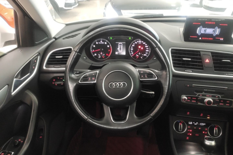 Audi Q3 2017 #11 Audi Q3 2017 car image #11