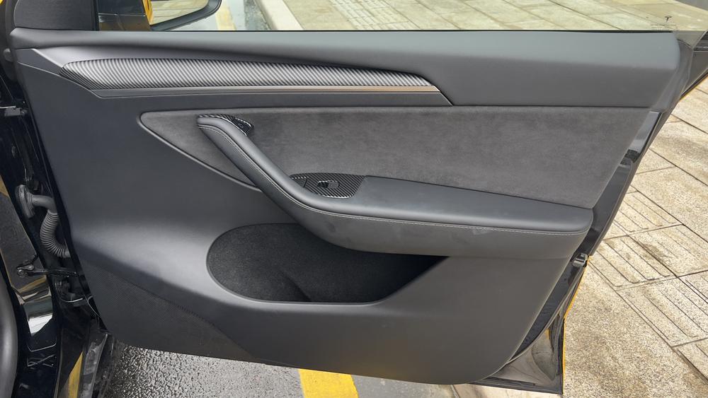 Tesla Model Y 2021 #12 Tesla Model Y 2021 car image #12