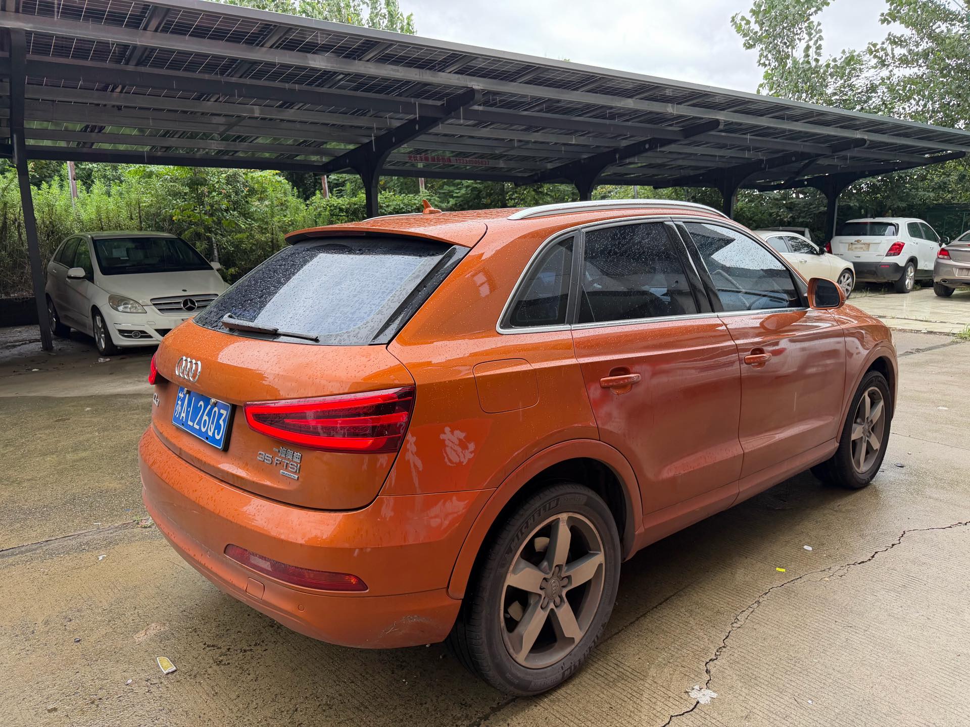 Audi Q3 2020 car image #7